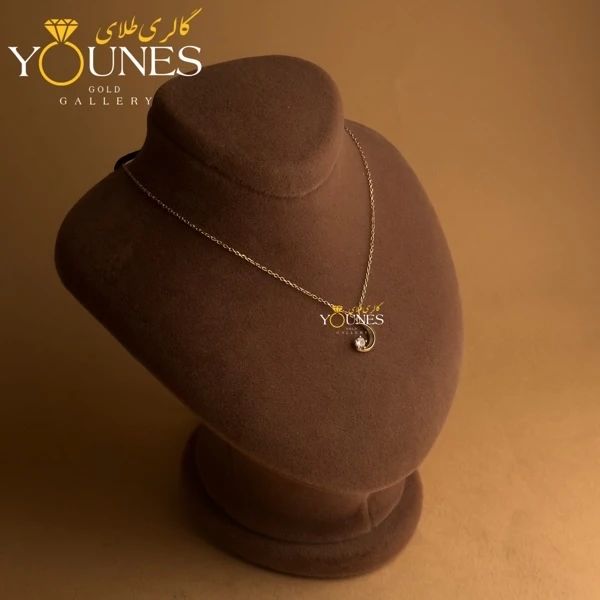 گردنبند طلا ماه و نگین